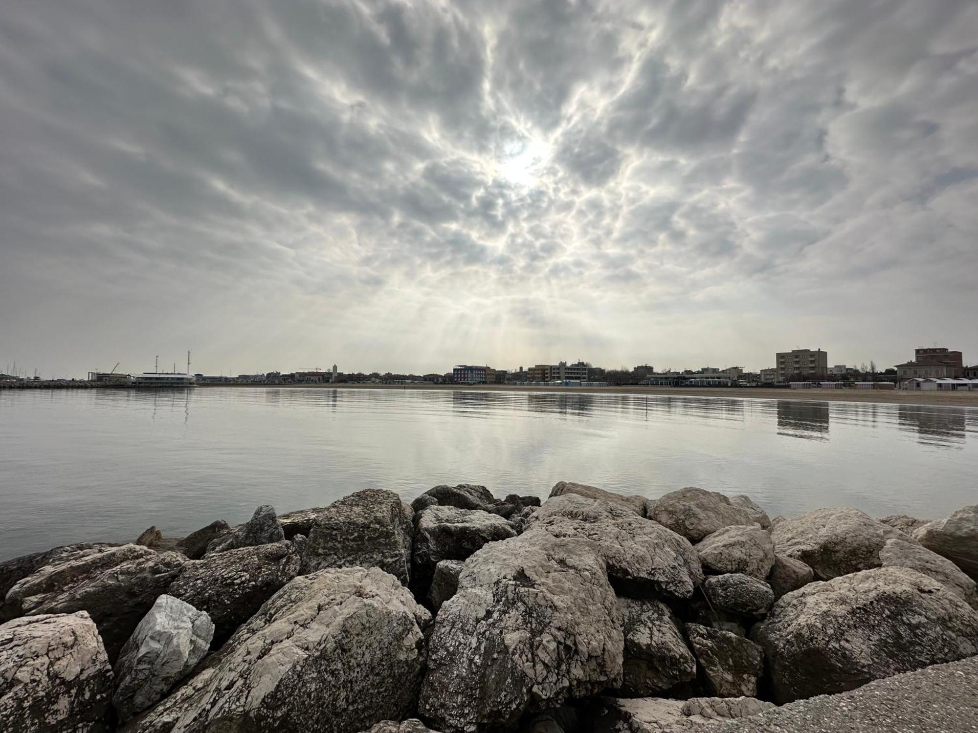 Astoria Hotel Pesaro Kültér fotó