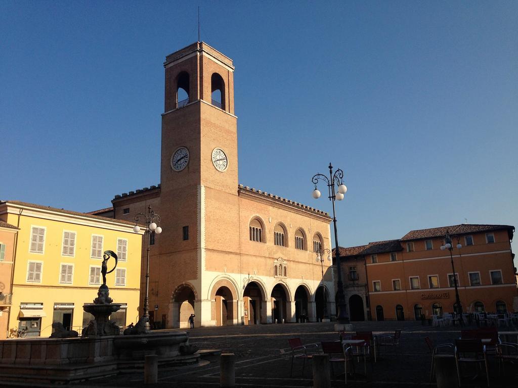 Astoria Hotel Pesaro Kültér fotó