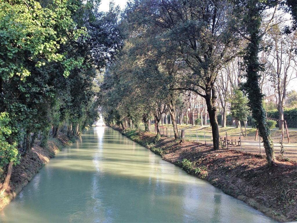 Astoria Hotel Pesaro Kültér fotó